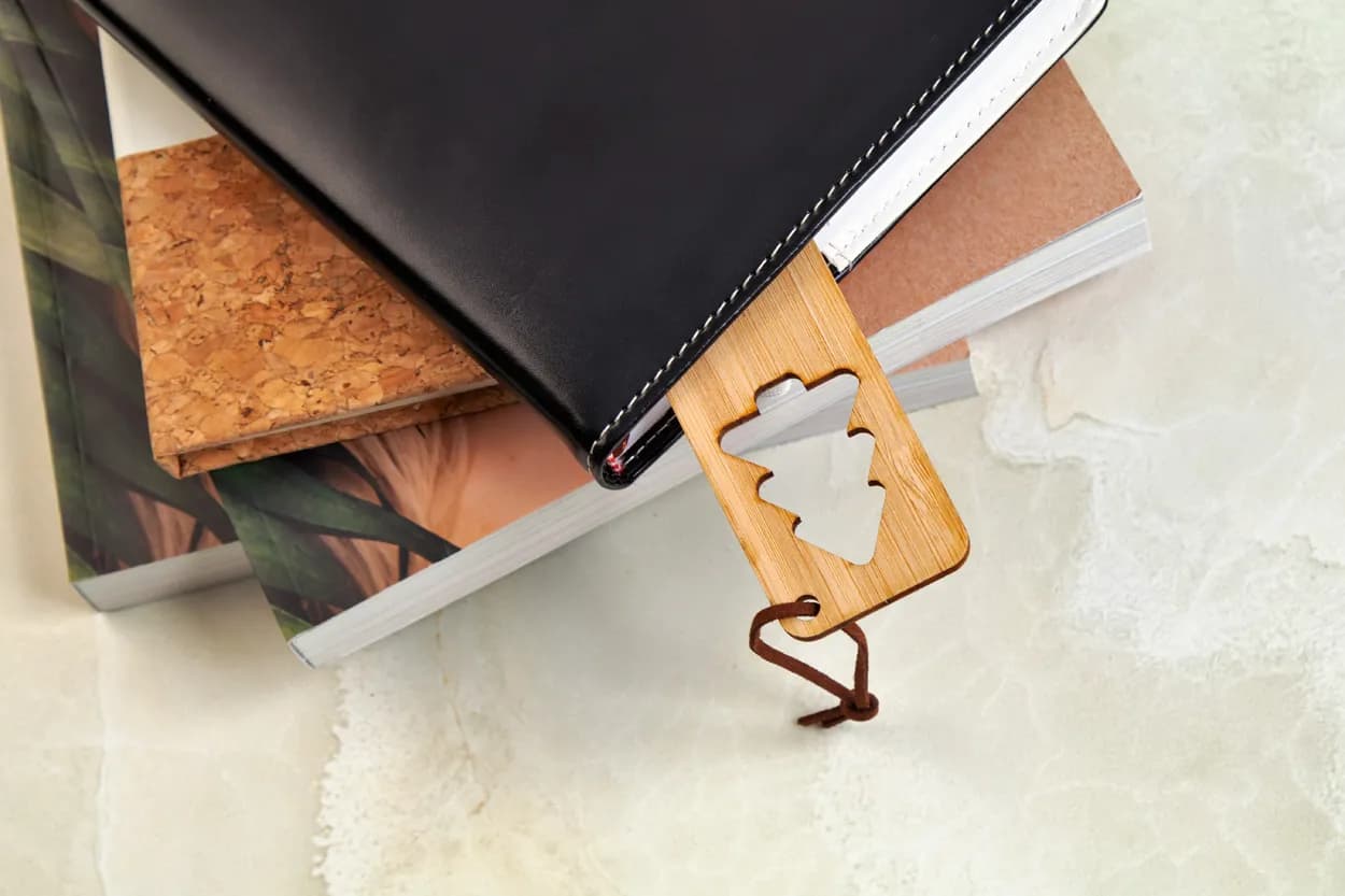 Weihnachtliches Lesezeichen Weihnachtsbaum - Xommark - natur (-A)