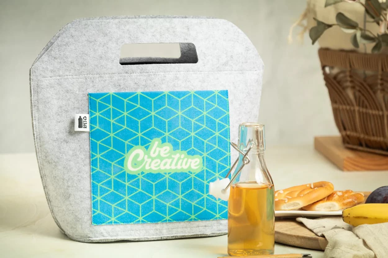 Individuelle RPET-Kühltasche - CreaFelt Coolgrab - weiß