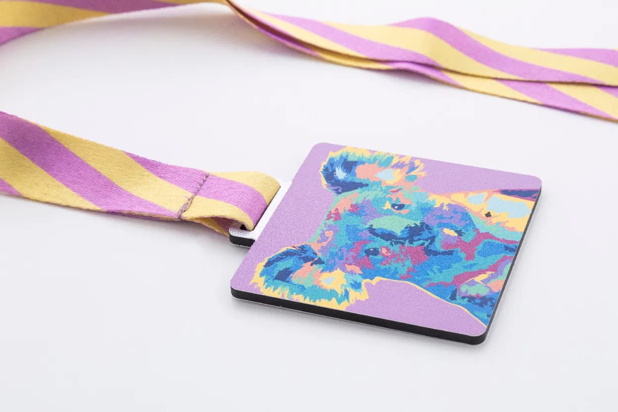 Individuelle Medaille - Subdal Shine Square - weiß