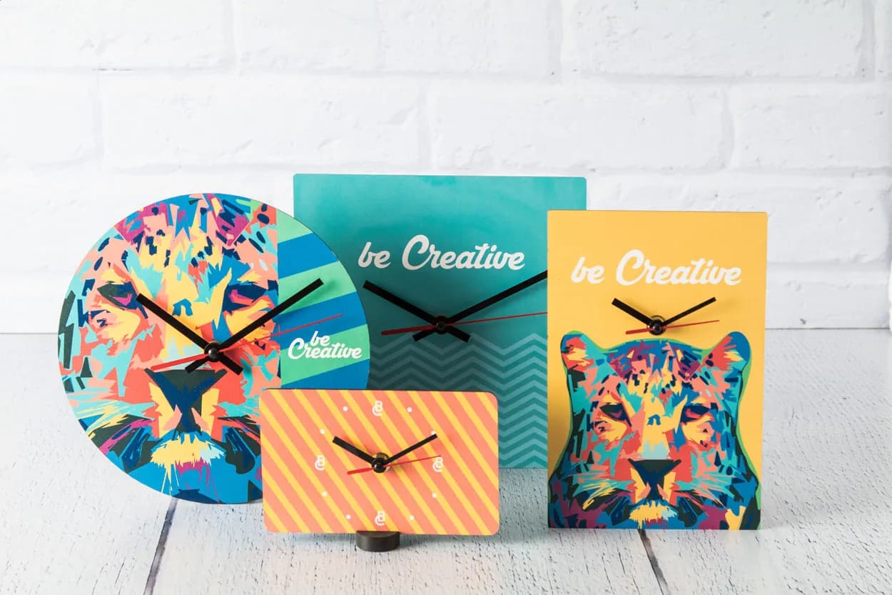 Wanduhr - BeTime C - weiß