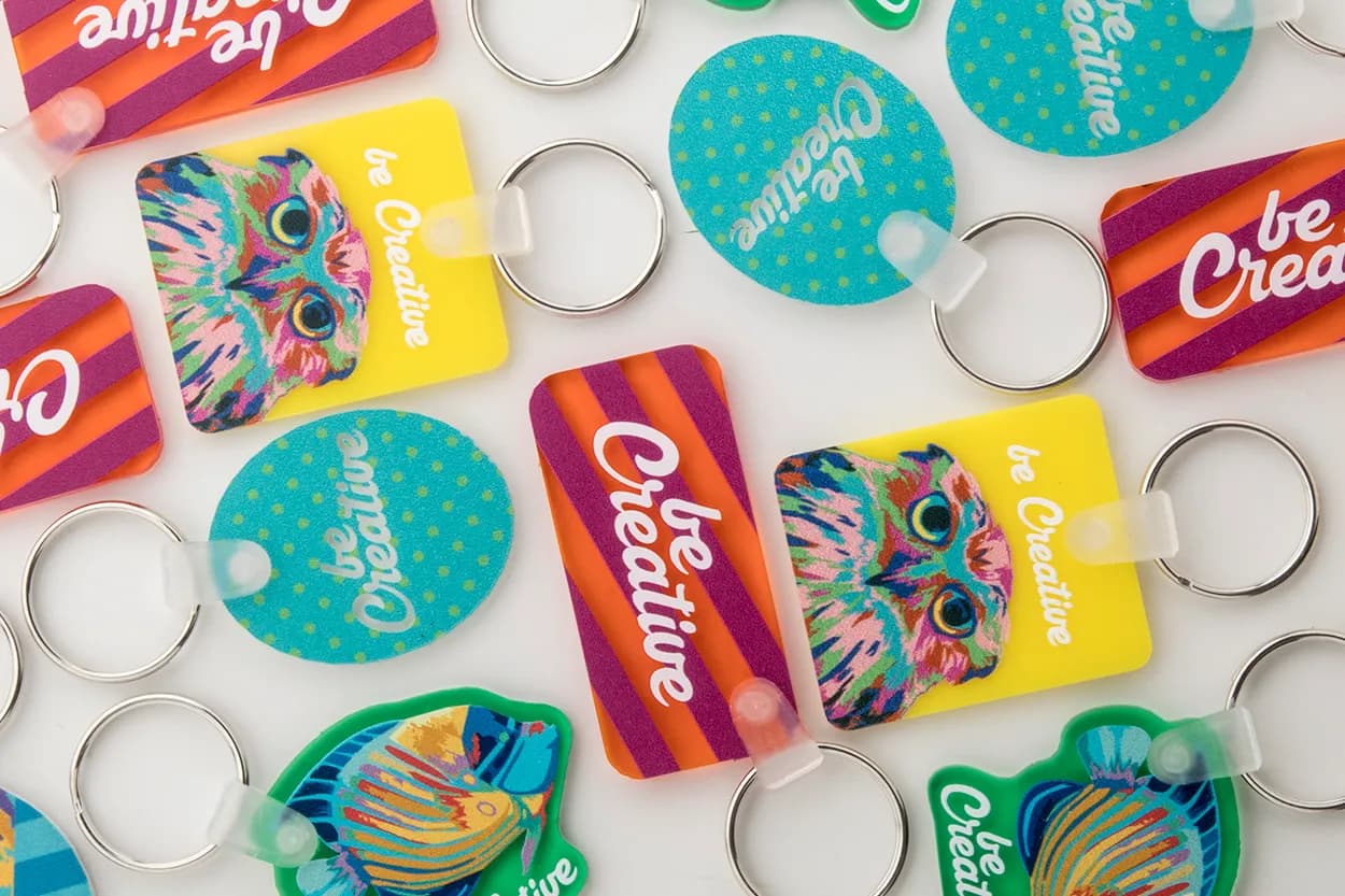 Schlüsselanhänger in Sonderform - CreaFob - grün/transparent (-07T)