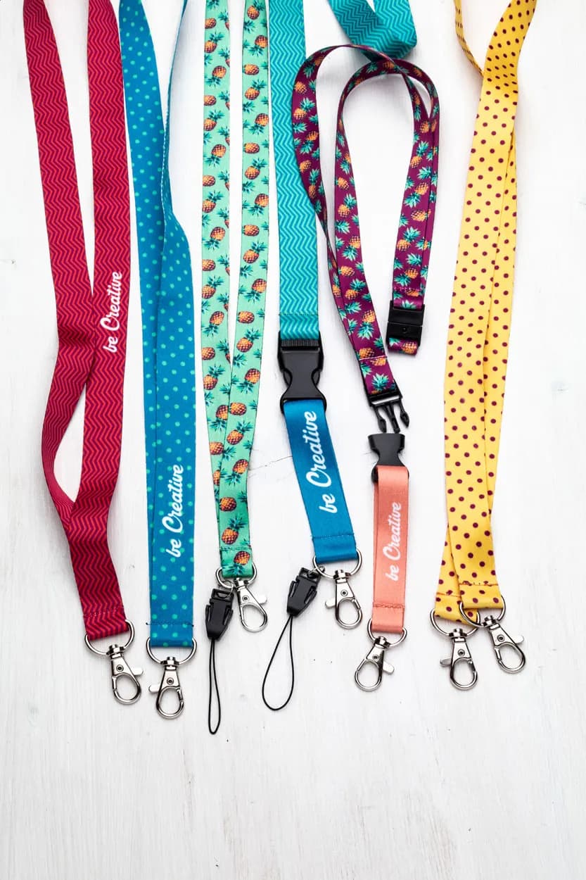 Polyester Lanyard mit Metall-Karabiner und einseitiger Sublimationsdruck. - Subyard Zero - weiß
