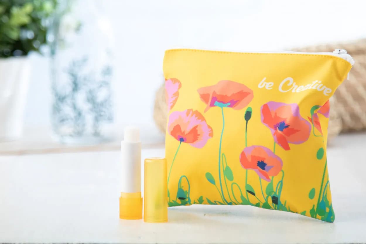 Individuelle Kosmetiktasche - CreaBeauty M - weiß (-01)