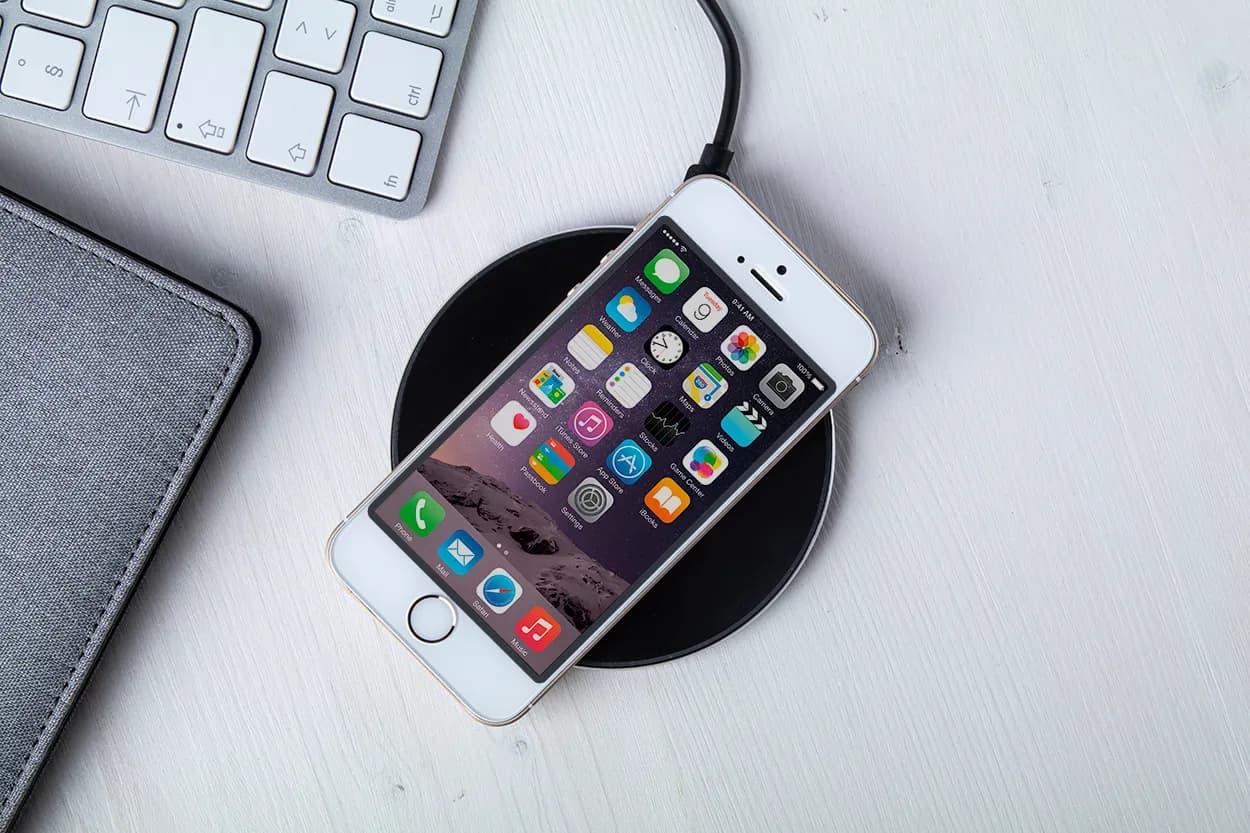 Wireless-Charger - Glowix - schwarz (-10)