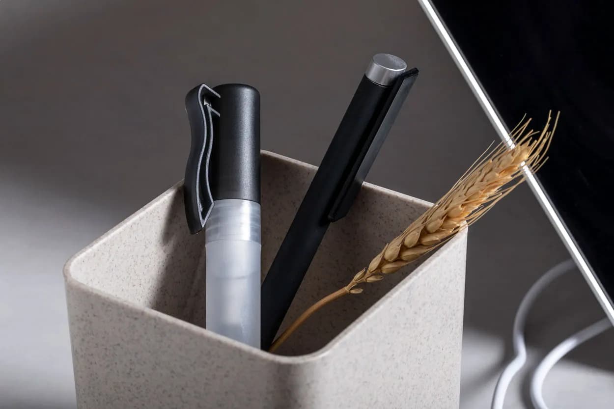 Multifunktionaler Stifteköcher - Ampdesk - beige (-00)