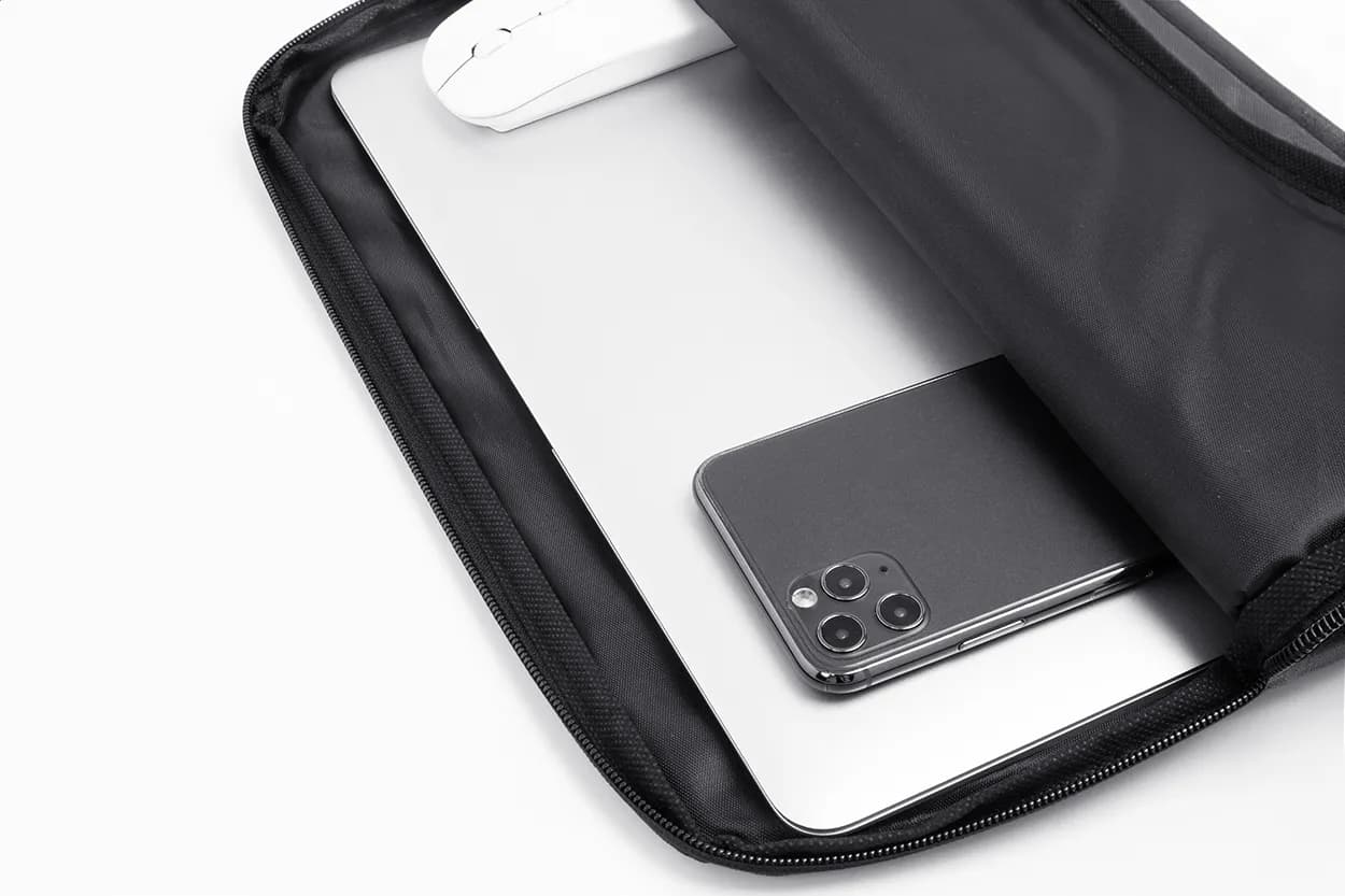 Laptoptasche, RPET - Reptop - schwarz (-10)