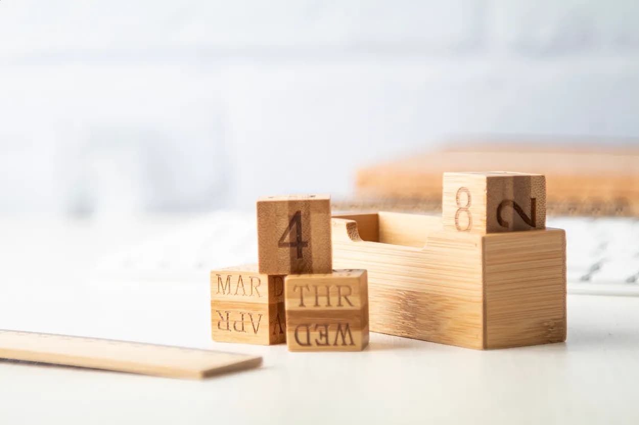 Ewiger Kalender - Rolbus - natur