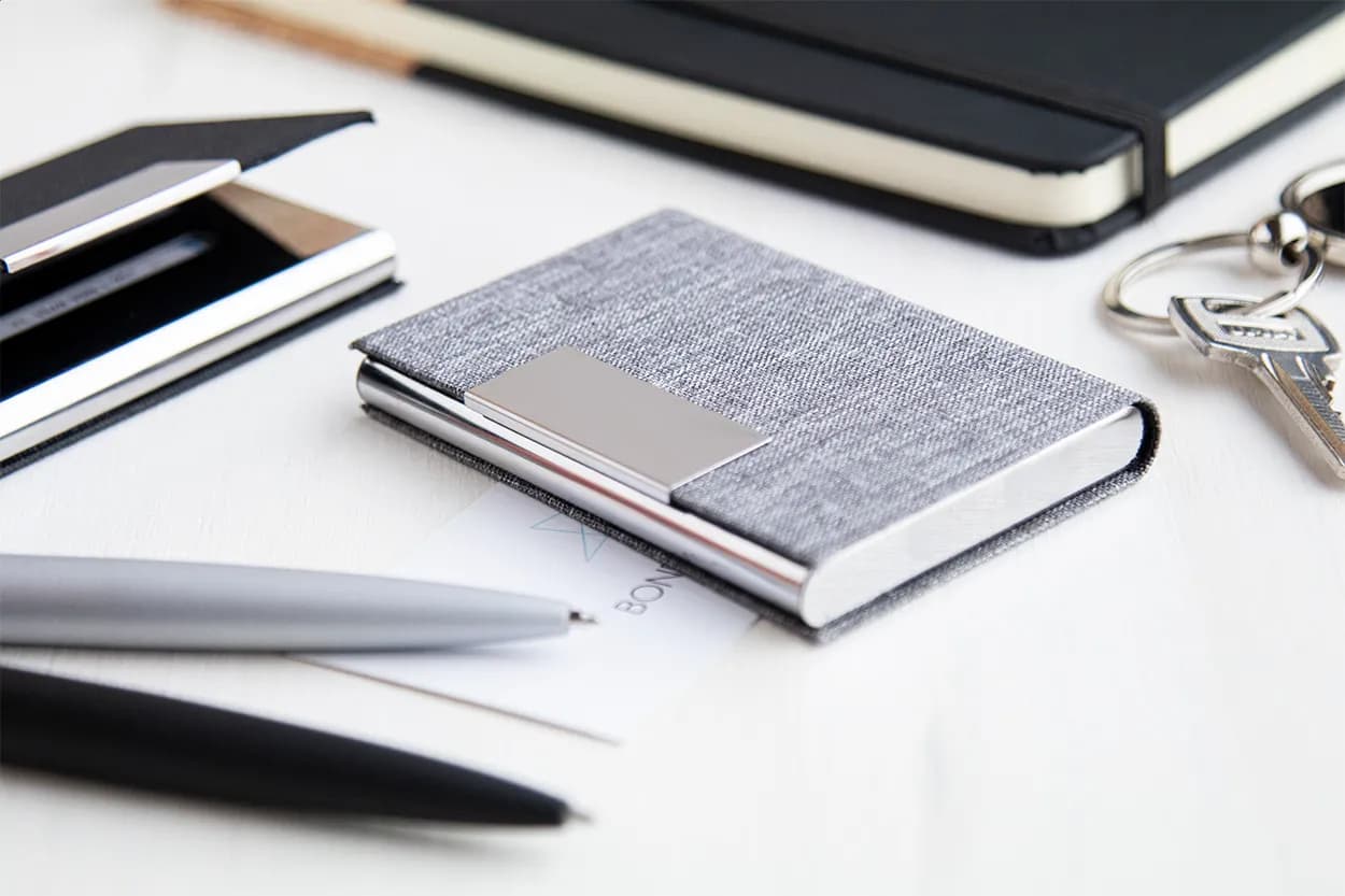 Visitenkartenetui - Merpet - grau (-77)