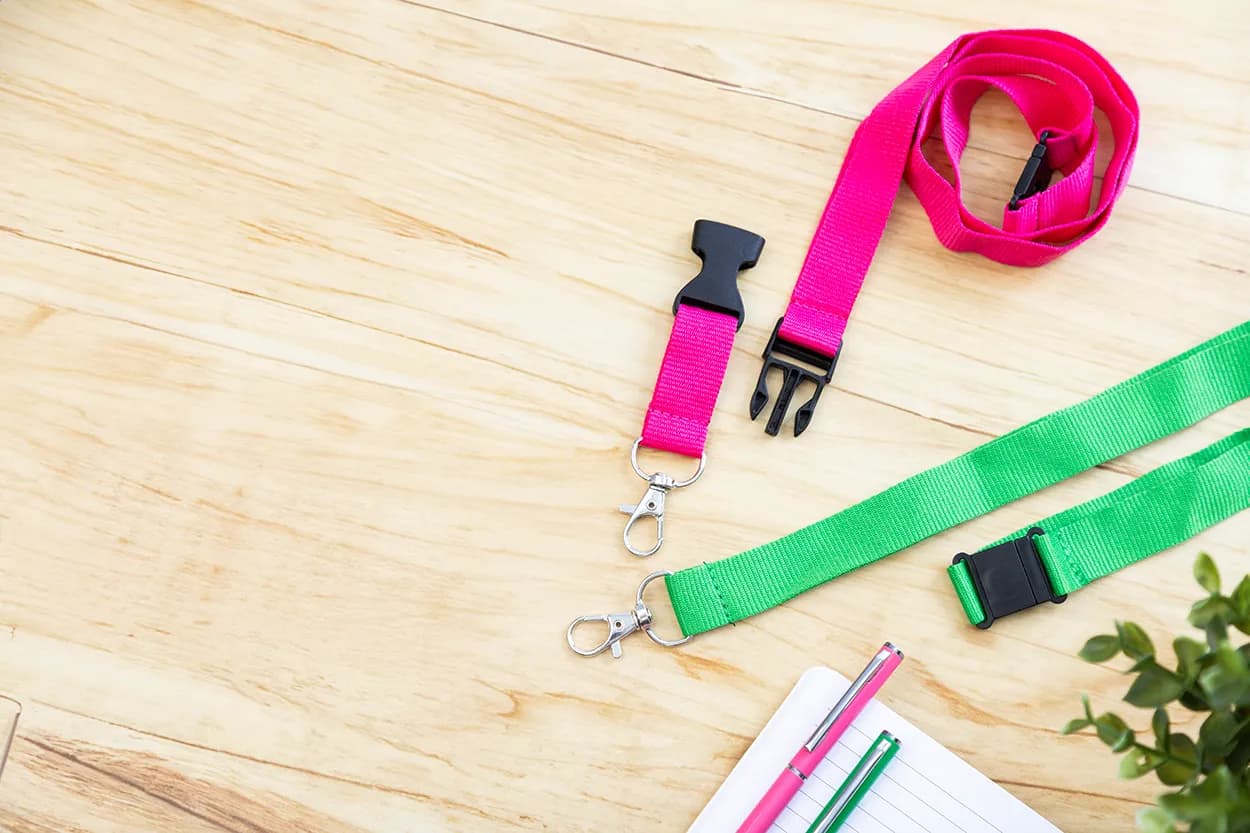 Lanyard aus RPET - Revent - grün (-07)