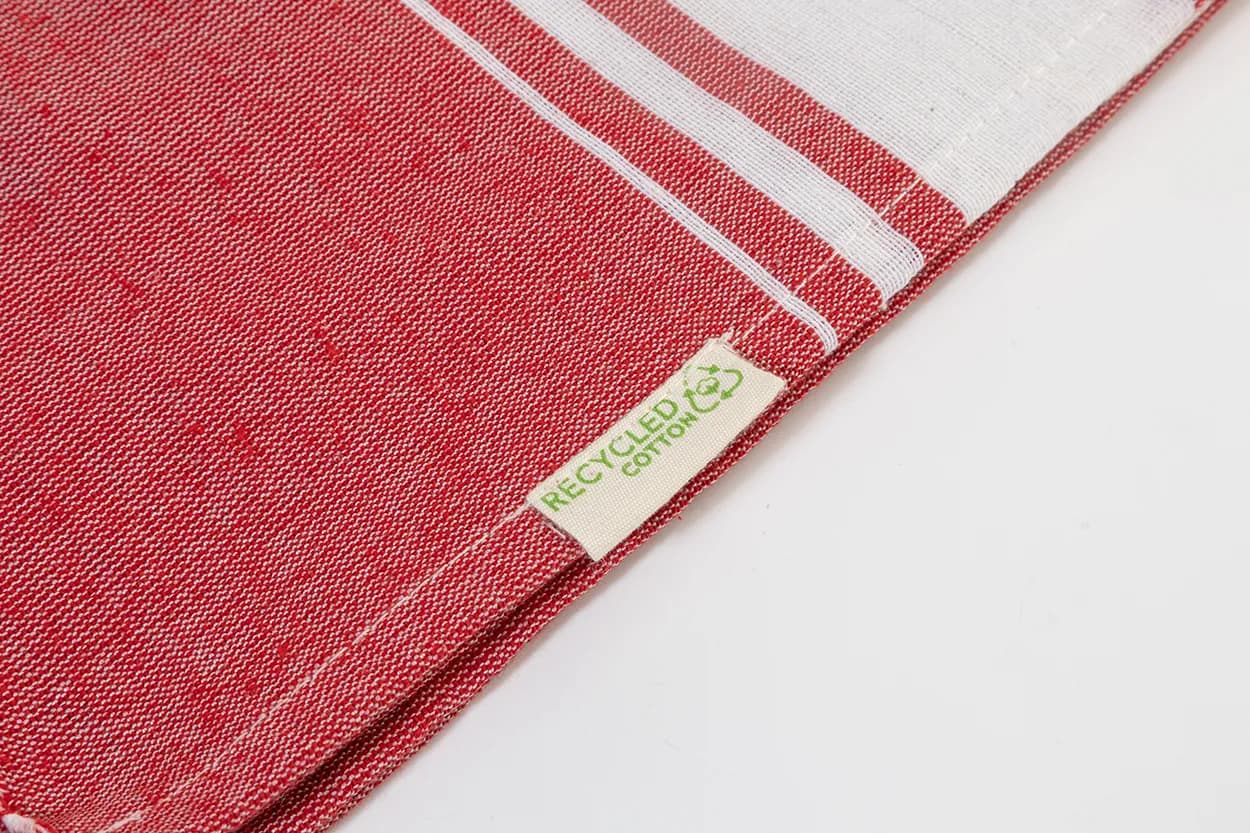 Strandtuch aus recycelter Baumwolle - Cancun - rot (-05)