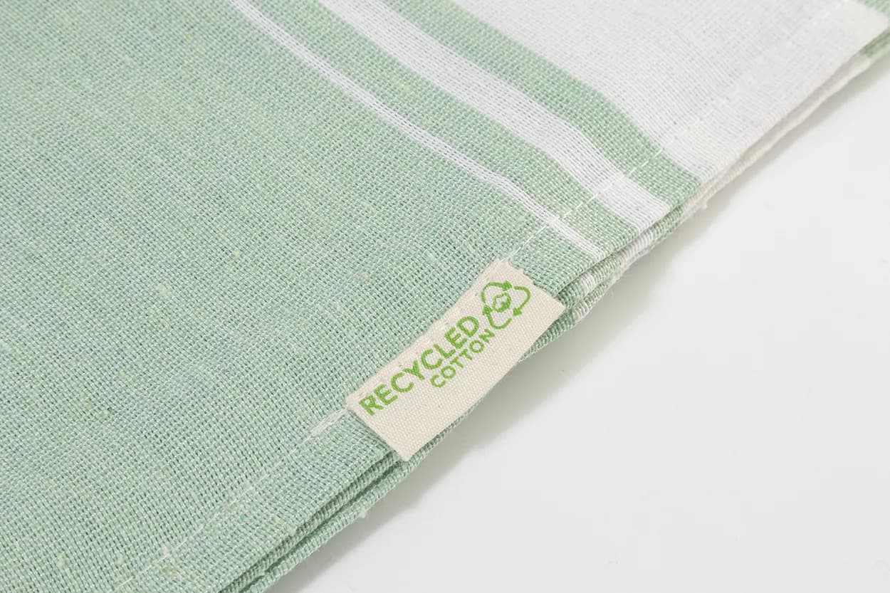 Strandtuch aus recycelter Baumwolle - Cancun - grün (-07)