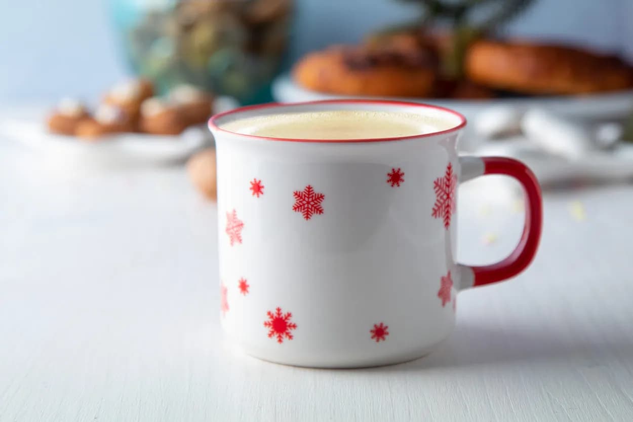 Vintage Weihnachtstasse - Nakkala - rot (-05)