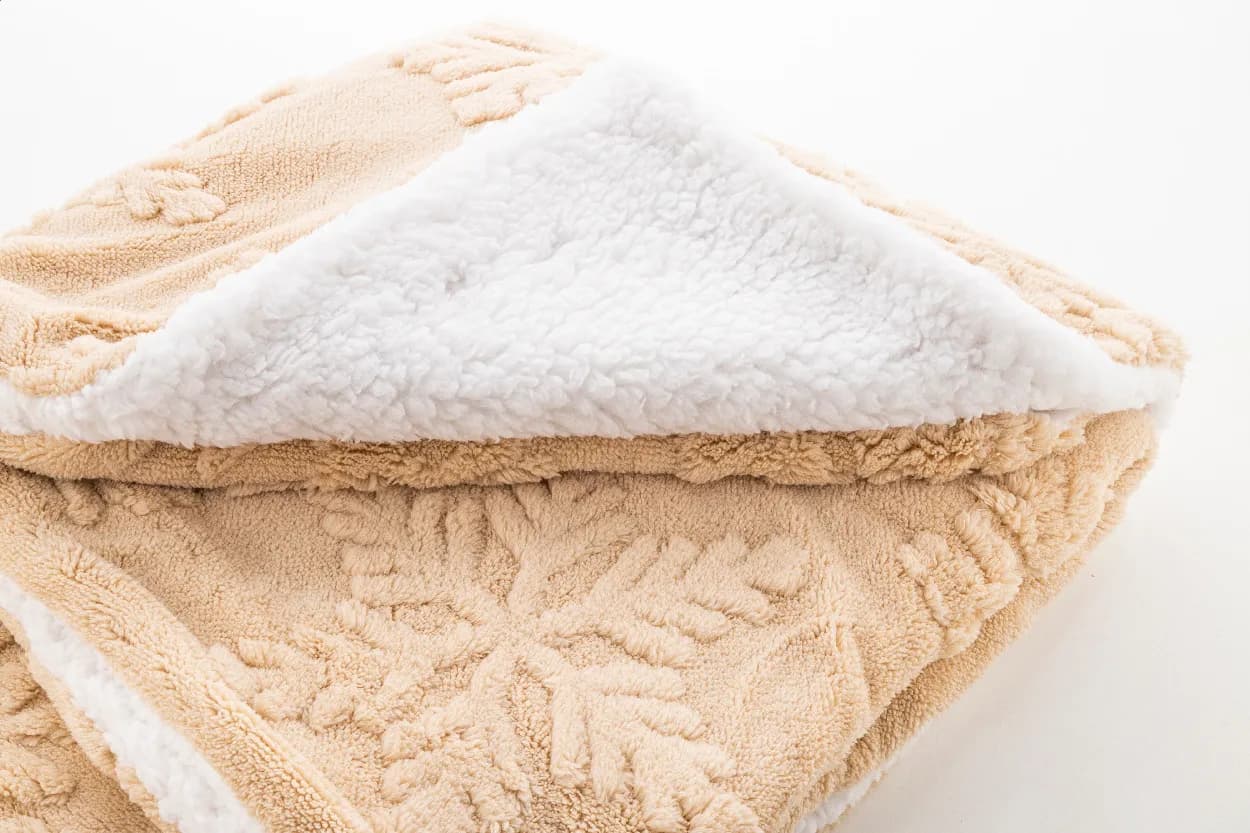 Weihnachtsdecke, RPET - Valsatra - natur (-00)