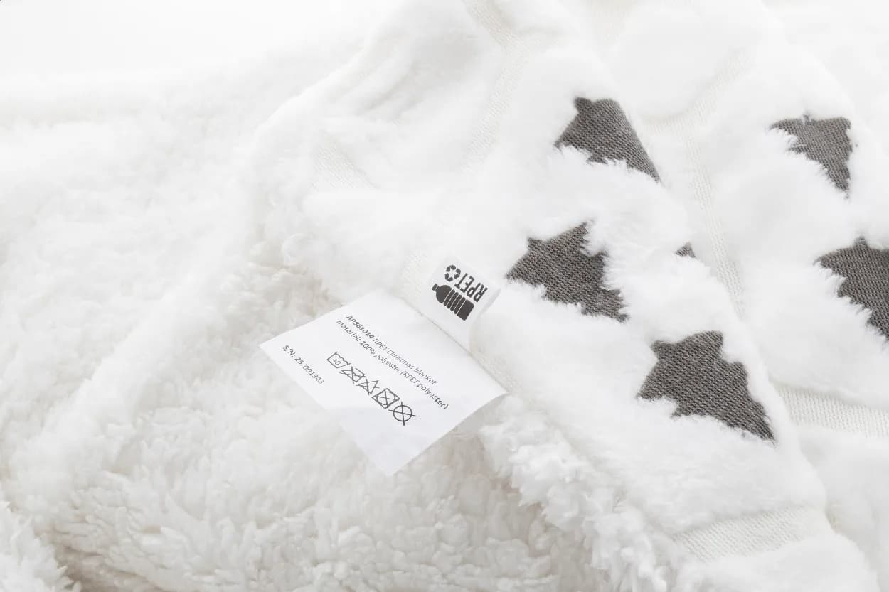 Weihnachtsdecke, RPET - Arsunda - grau (-77)