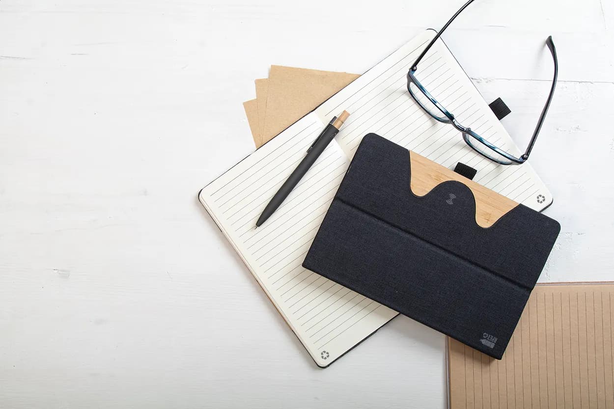 RPET Wireless-Charger/Notizbuch - Chatom - dunkelblau (-06A)