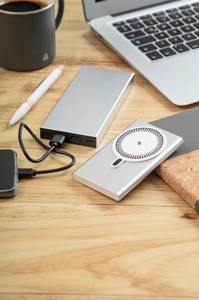 Powerbank - RaluTen - silber (-21)