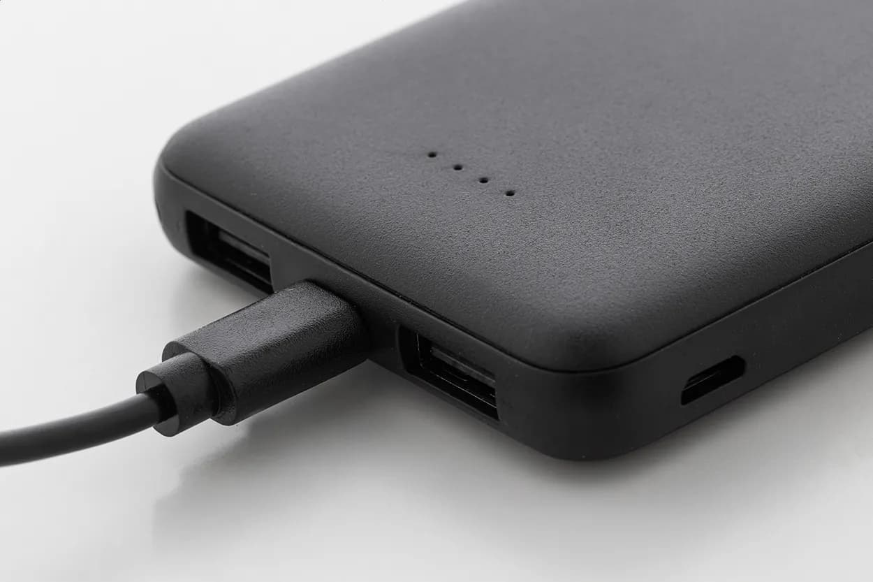 Powerbank RABS - Rabobank Slim - schwarz (-10)