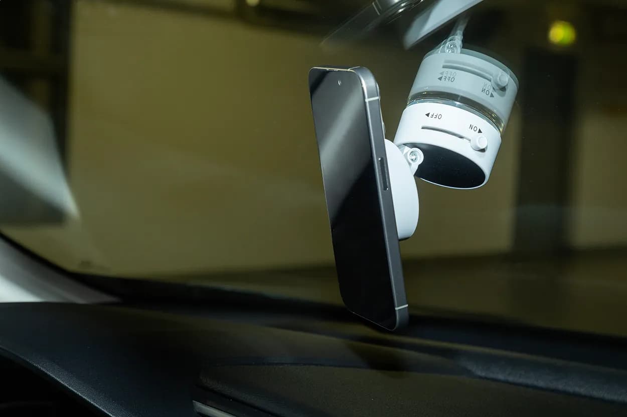 RABS-Auto-Handyhalter - RaboMag - weiß (-01)