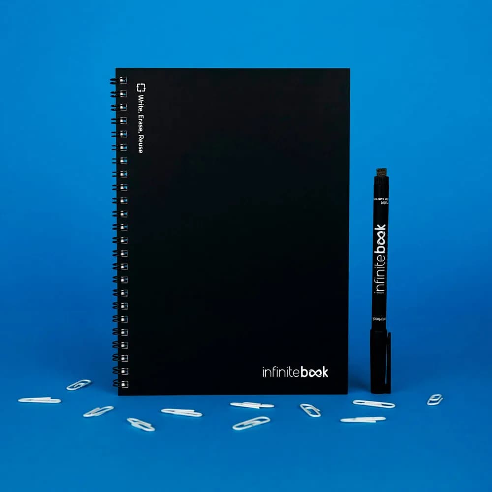 Infinitebook mit flexiblem Einband und 15 unlinierten Whiteboard Seiten - INFINITEBOOK PLAIN A5 - Schwarz