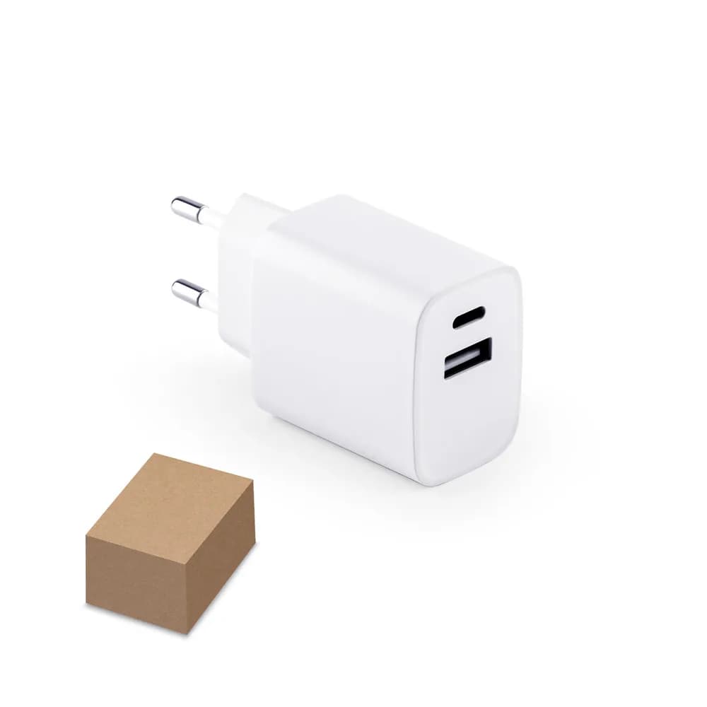 Ladegerät mit USB-A Anschluss 18W und USB-C 20W in Recyceltes ABS (100% rABS) - WEGENER - Weiß