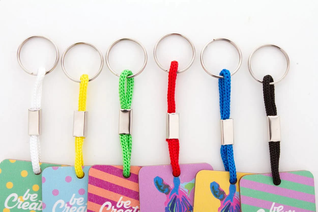 Individueller Schlüsselanhänger - Woody Plus C - weiß (-01)