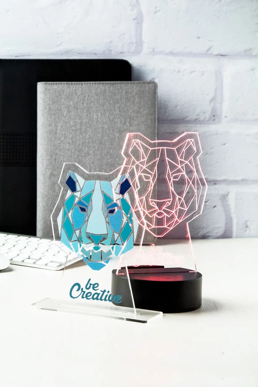 Trophäe - Colorify - transparent (-E)