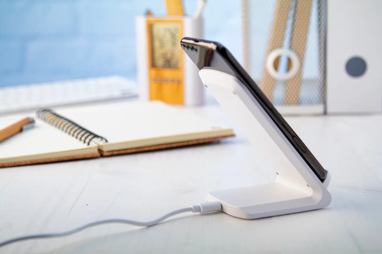 Wireless-Charger Handyhalter - Hovox - weiß (-01)