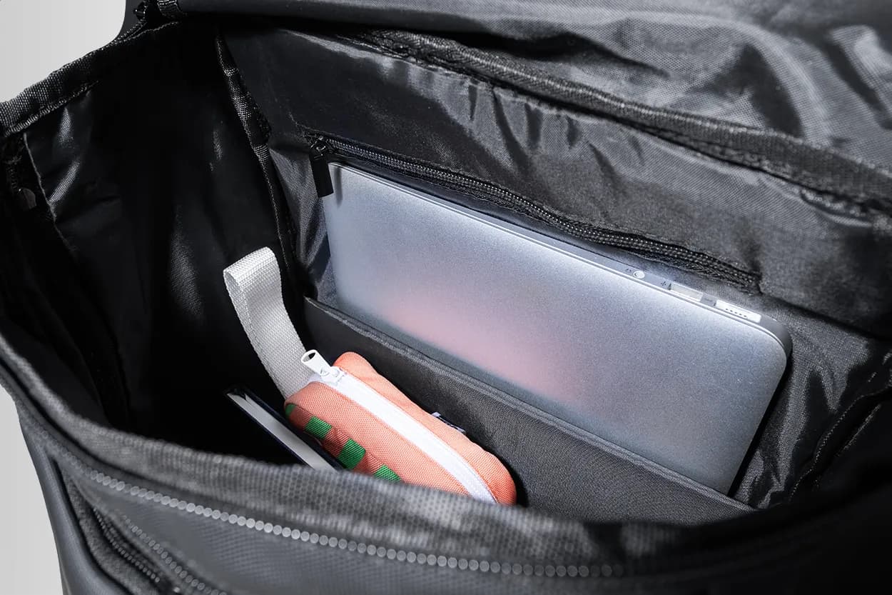 Dokumentenrucksack, RPET - Pullman - schwarz (-10)