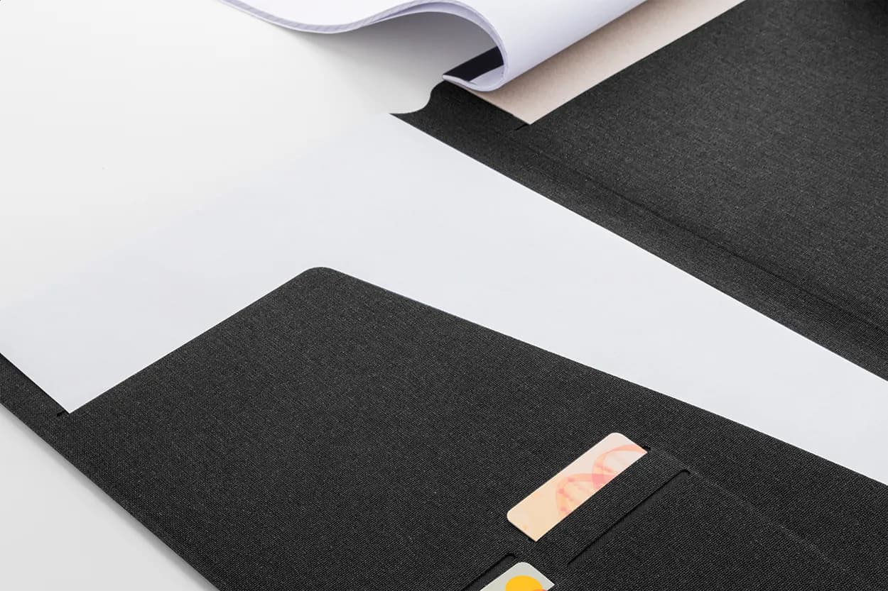 Dokumentenmappe RPET - Wapudo A4 - schwarz (-10)