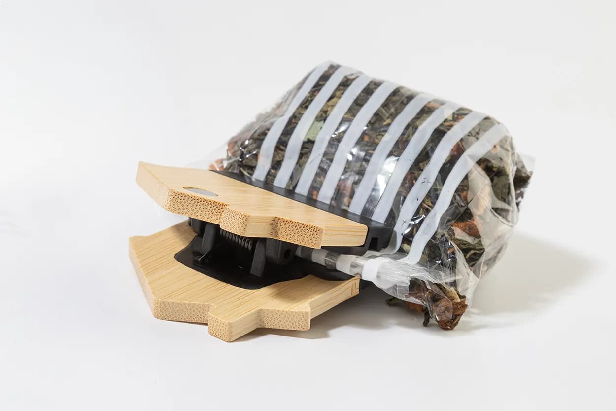 Kühlschrankmagnet mit Notizklammer - CasaClip - natur