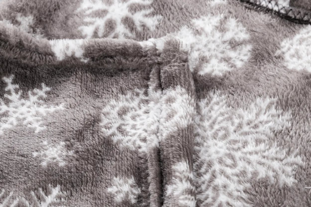 RPET Weihnachtsdecke - Knivsta - grau (-77)