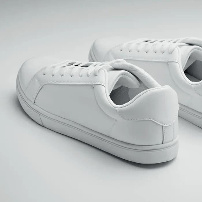 Sneakers aus PU Gr. 42 - BLANCOS - Weiß