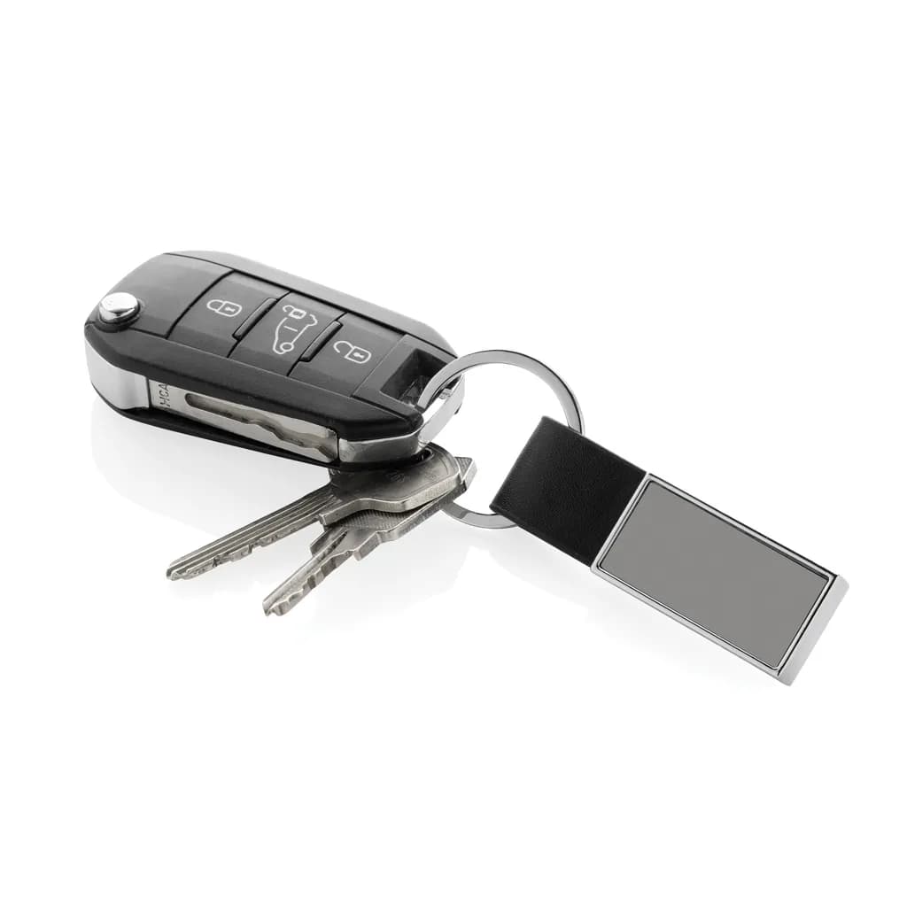 Schicker PU Schlüsselanhänger aus RCS recyc. Zinklegierung - schwarz