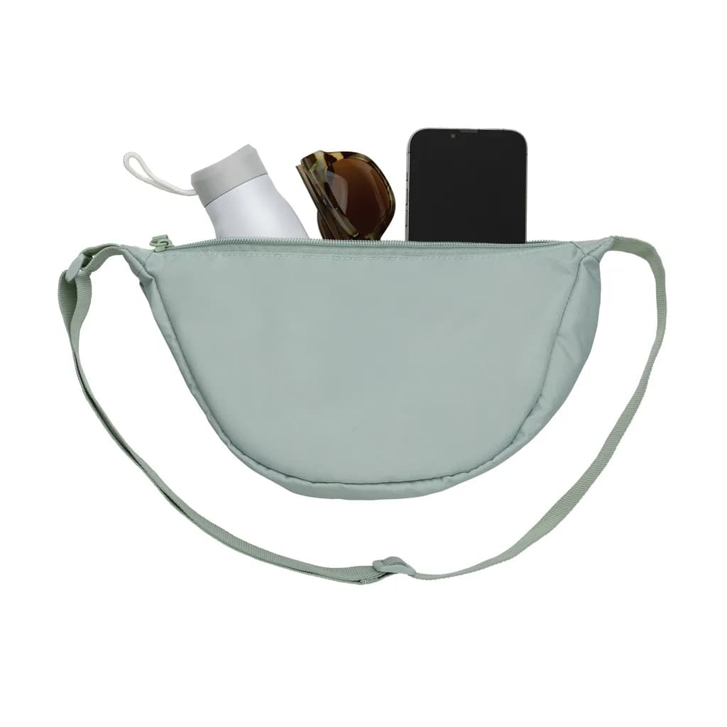Crescent AWARE™ RPET Half-Moon Sling Tasche - Iceberg green