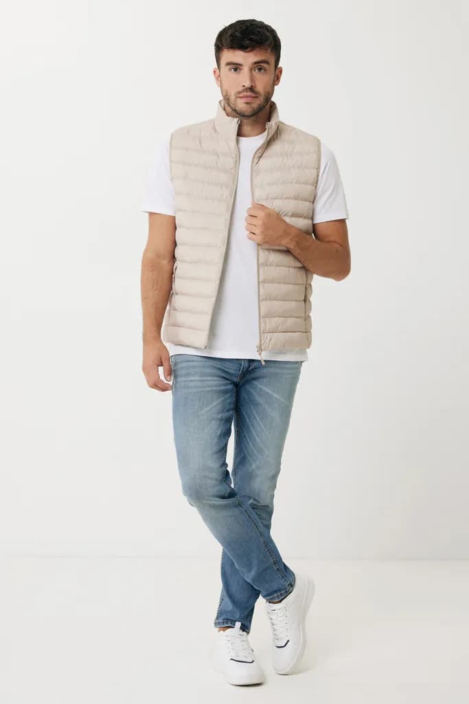 IQONIQ Meru Herren Bodywarmer aus recyceltem Polyester - beige