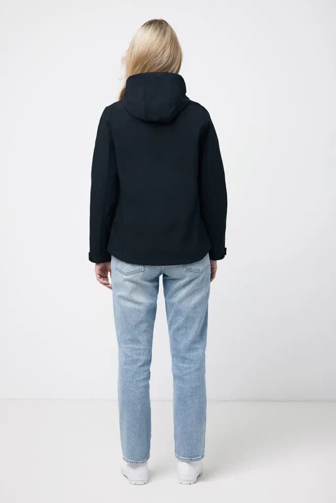 IQONIQ Makalu Damen Softshelljacke aus recyceltem Polyester - schwarz