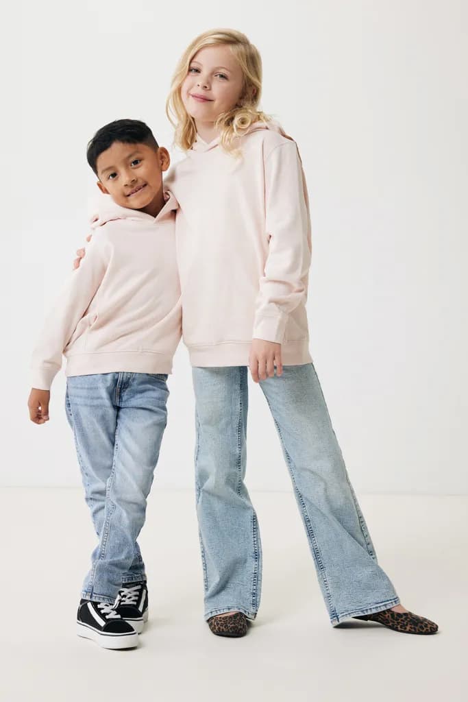 IQONIQ Yengo KidsHoodie mit Seitentaschen aus rec. Baumwolle - cloud pink
