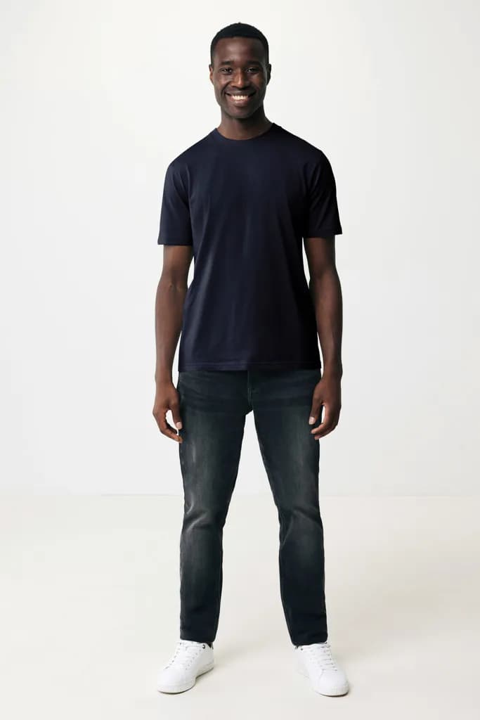 IQONIQ Sierra Lightweight T-Shirt aus recycelter Baumwolle - navy blau