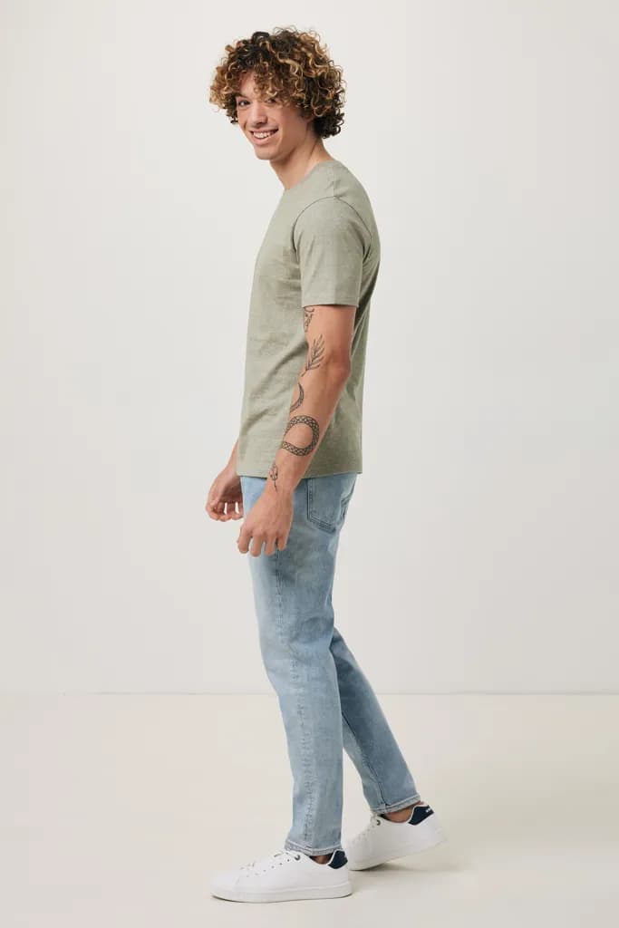 IQONIQ Brett T-Shirt aus recycelter Baumwolle - light heather green