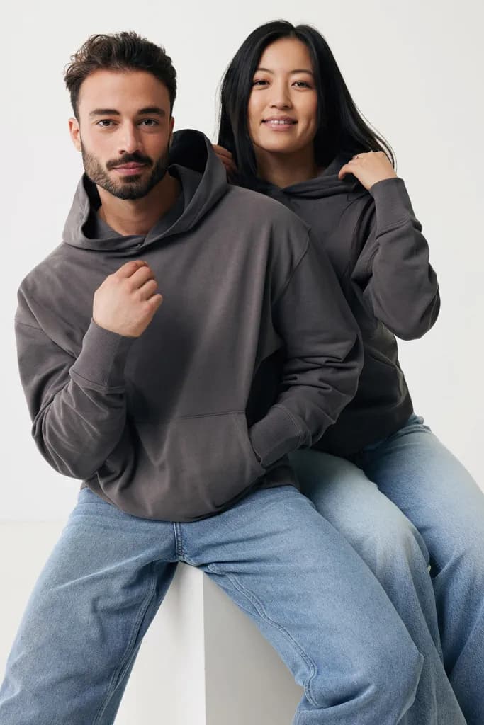 IQONIQ Yoho Relax-Hoodie aus recycelter Baumwolle - anthrazit