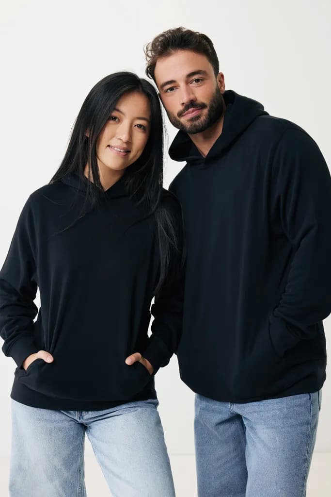 IQONIQ Yengo Hoodie mit Seitentaschen aus rec. Baumwolle - schwarz