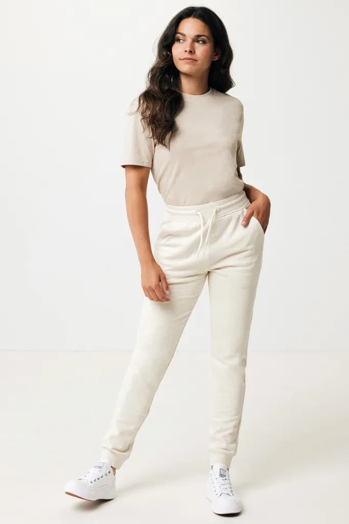 IQONIQ Cooper Jogger aus recycelter Baumwolle - natural raw