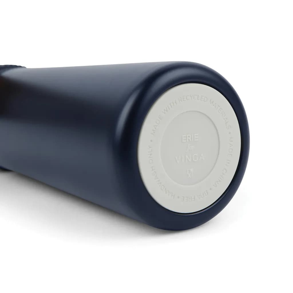 VINGA Erie 450ml Vakuumflasche aus RCS recyceltem Stahl - blau
