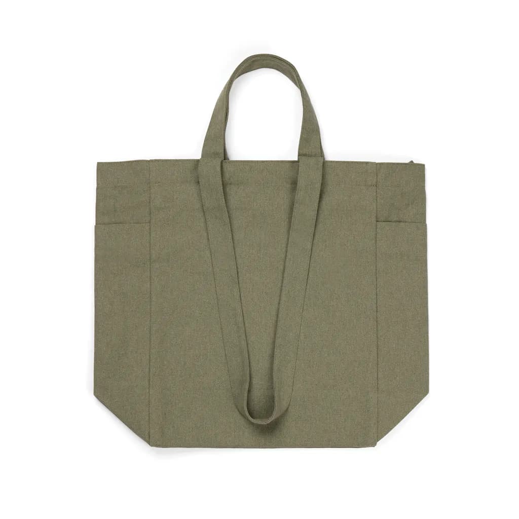 VINGA Hilo AWARE™ Tasche mit Reißverschluss aus rec. Canvas - grün