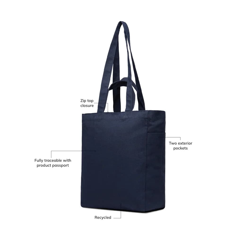 VINGA Hilo AWARE™ Tasche mit Reißverschluss aus rec. Canvas - navy blau